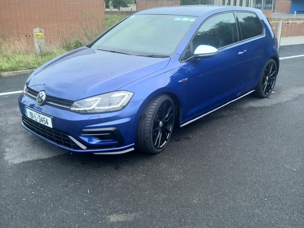Volkswagen Golf Hatchback, Petrol, 2019, Blue