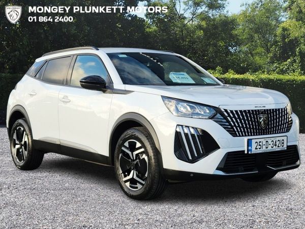 Peugeot 2008 MPV, Petrol, 2025, White
