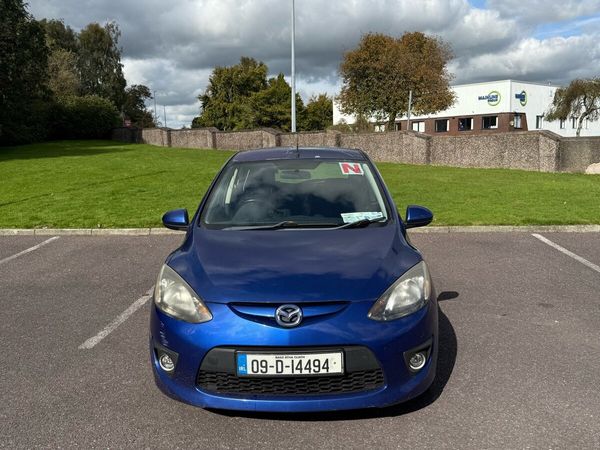 Mazda Mazda2 Hatchback, Petrol, 2009, Blue