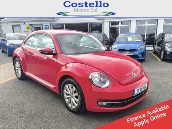 Volkswagen Beetle Hatchback, Petrol, 2014, Red