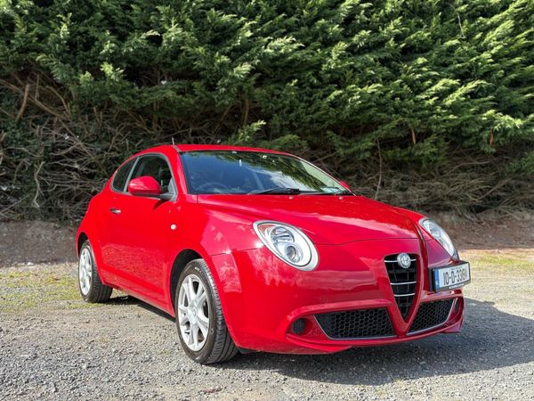 Alfa Romeo Mito Hatchback, Petrol, 2010, Red