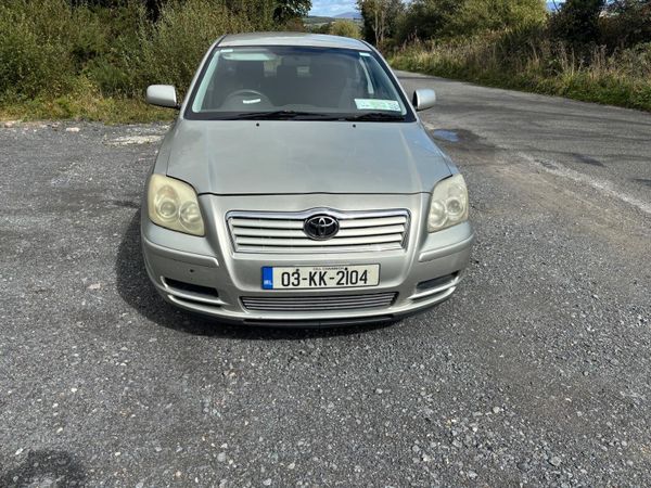 Toyota Avensis Saloon, Petrol, 2003, Silver