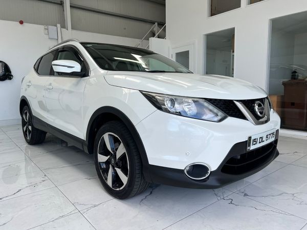 Nissan Qashqai Hatchback, Diesel, 2015, White