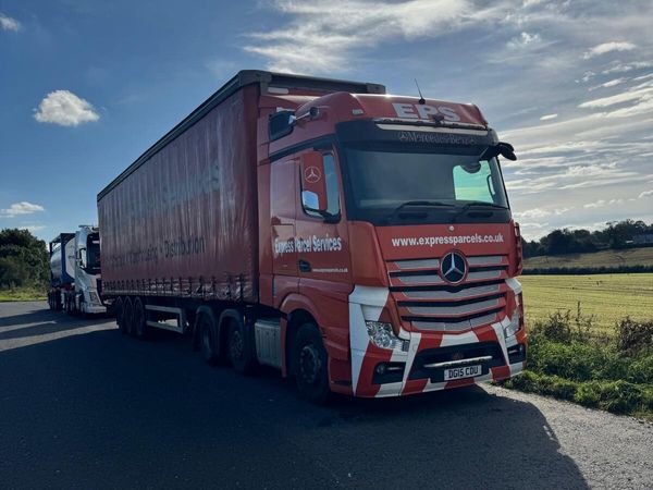 Mercedes-Benz Actros Unknown, Diesel, 2015, Orange