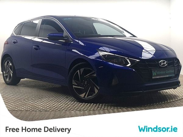 Hyundai i20 Hatchback, Petrol, 2022, Blue