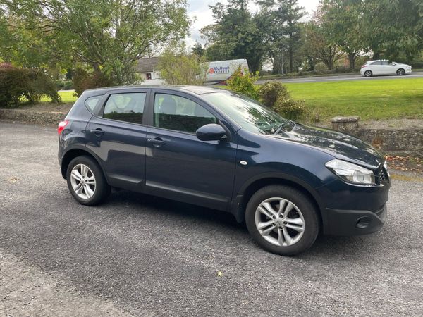 Nissan Qashqai Hatchback, Diesel, 2011, Blue