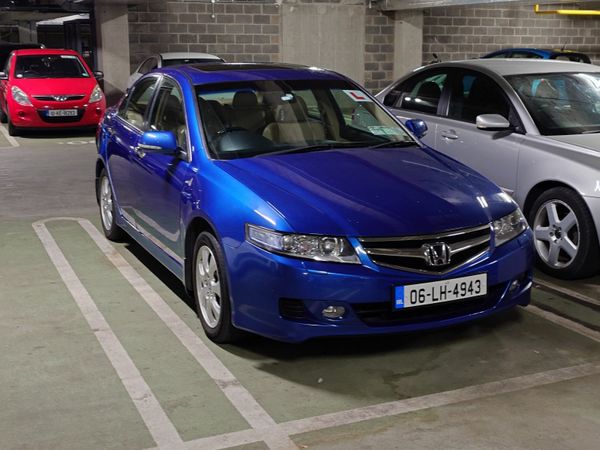 Honda Accord Saloon, Petrol, 2006, Blue