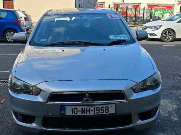 Mitsubishi Lancer Saloon, Petrol, 2010, Silver