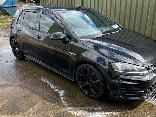 Volkswagen Golf Hatchback, Diesel, 2016, Black