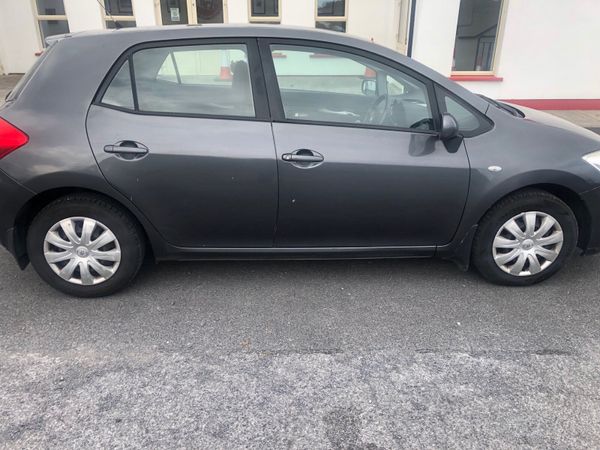 Toyota Auris Hatchback, Petrol, 2008, Grey