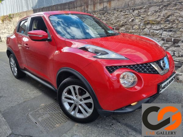 Nissan Juke SUV, Petrol, 2014, Red