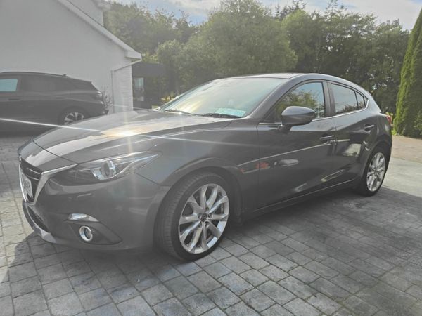 Mazda Mazda3 Hatchback, Diesel, 2014, Grey