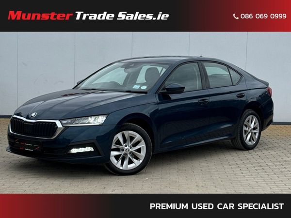 Skoda Octavia Saloon, Diesel, 2022, Blue