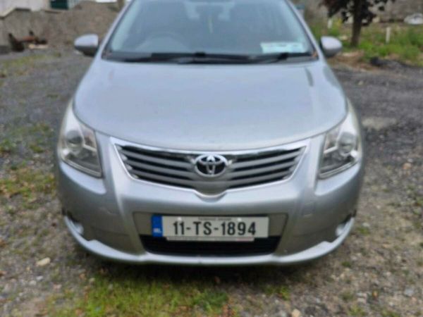 Toyota Avensis Saloon, Diesel, 2011, Grey