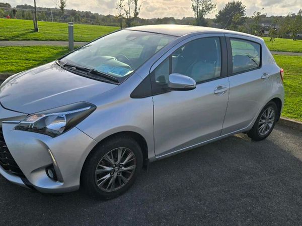 Toyota Yaris MPV, Petrol, 2018, Grey