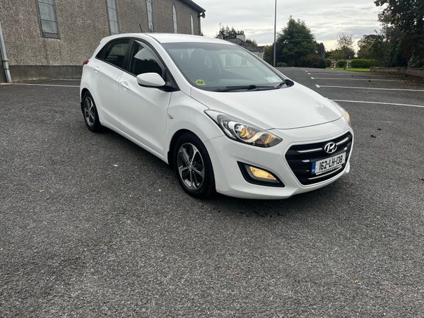 Hyundai i30 Hatchback, Diesel, 2016, White