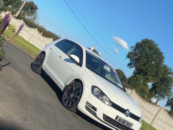 Volkswagen Golf Estate, Diesel, 2016, White