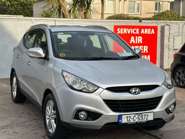 Hyundai ix35 SUV, Diesel, 2012, Silver