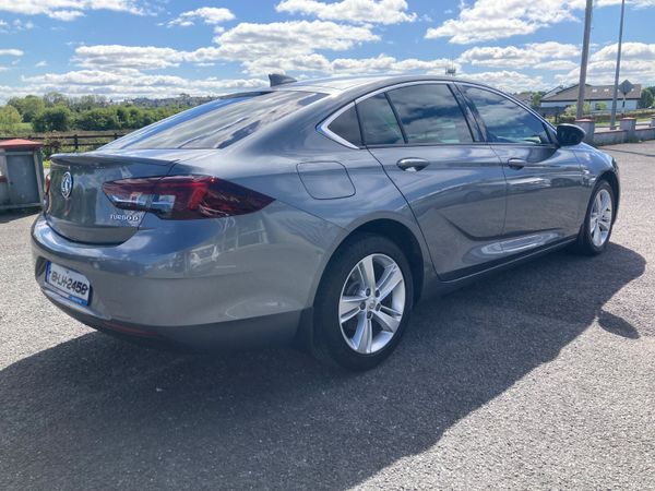 Vauxhall Insignia Hatchback, Diesel, 2018, Grey