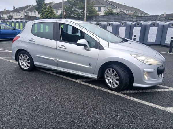 Peugeot 308 Hatchback, Diesel, 2011, Grey