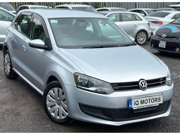 Volkswagen Polo Hatchback, Petrol, 2014, Silver
