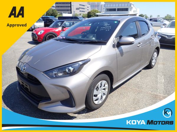 Toyota Yaris Hatchback, Petrol Hybrid, 2020, Grey