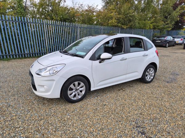 Citroen C3 Hatchback, Petrol, 2013, White