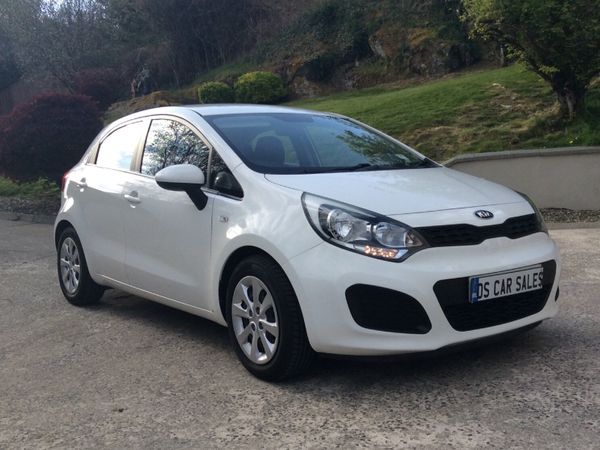 Kia Rio Hatchback, Petrol, 2014, White