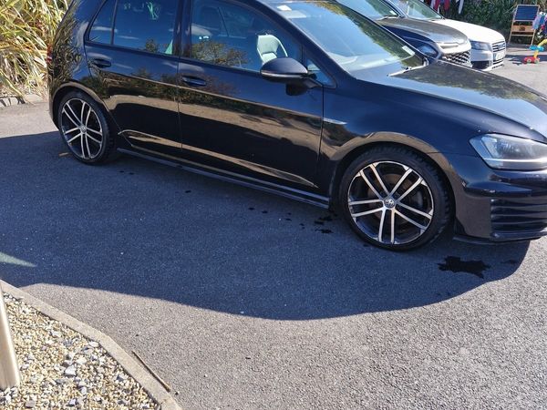 Volkswagen Golf Hatchback, Diesel, 2016, Black