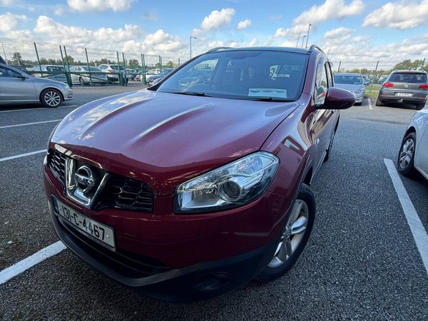 Nissan Qashqai+2 MPV, Diesel, 2013, Red