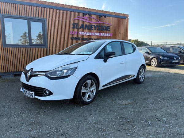 Renault Clio Hatchback, Diesel, 2015, White