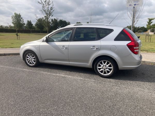 Kia Ceed Estate, Diesel, 2008, Silver