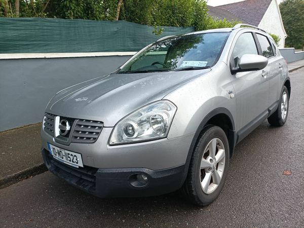 Nissan Qashqai Hatchback, Diesel, 2010, Silver
