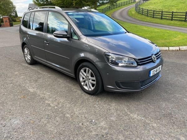 Volkswagen Touran MPV, Diesel, 2013, Grey