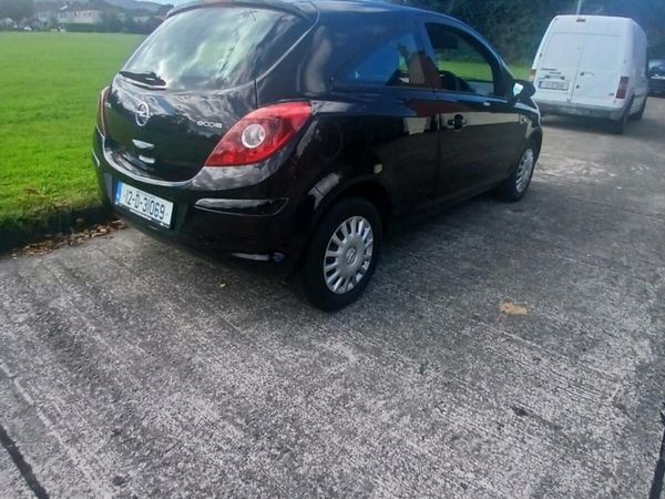 Opel Corsa Hatchback, Diesel, 2012, Black