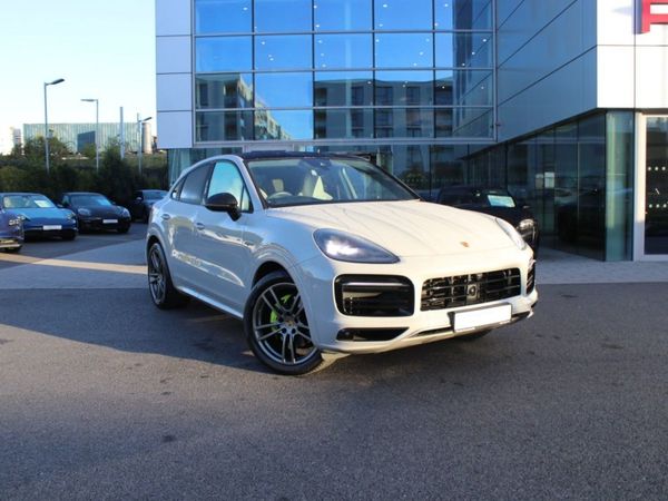 Porsche Cayenne SUV, Petrol Plug-in Hybrid, 2022, Grey