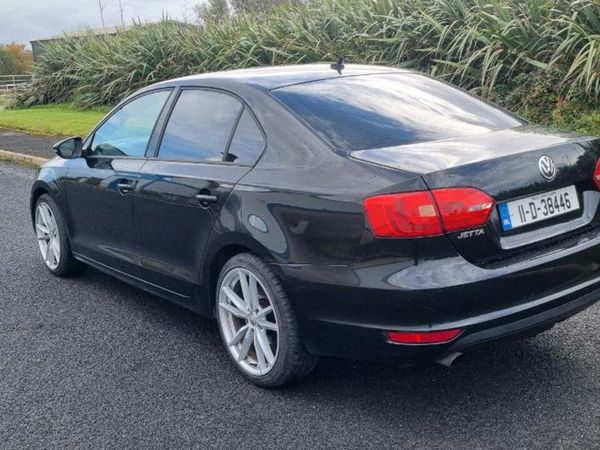 Volkswagen Jetta Saloon, Diesel, 2011, Black