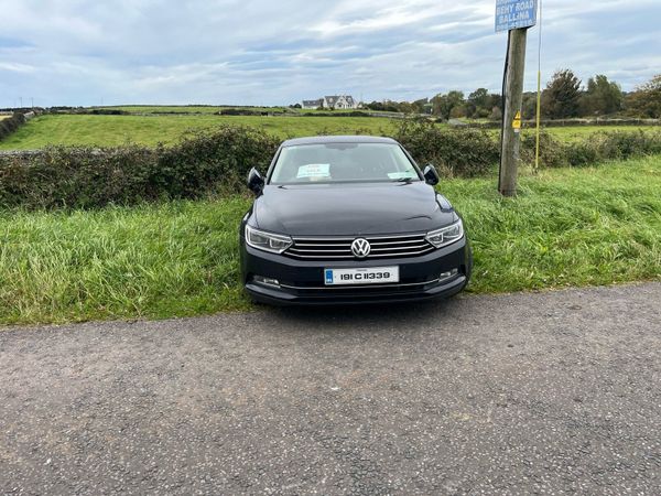 Volkswagen Passat Saloon, Diesel, 2019, Black