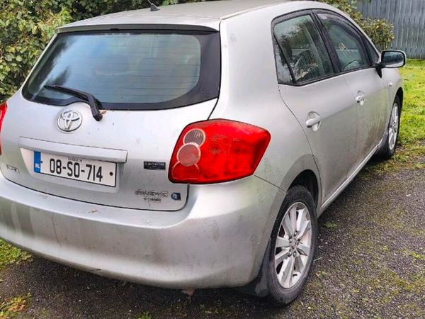 Toyota Auris Hatchback, Diesel, 2008, Silver