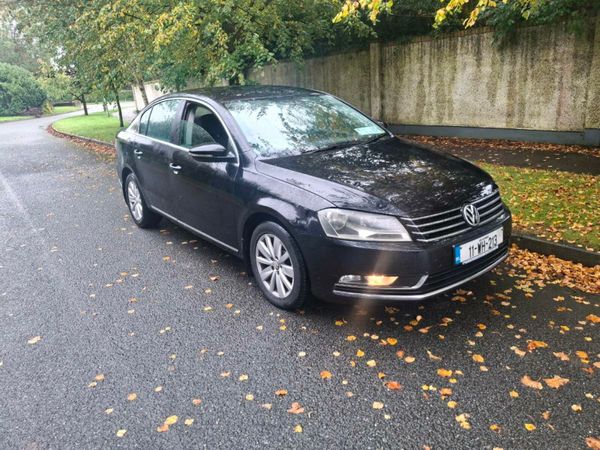 Volkswagen Passat Saloon, Diesel, 2011, Black