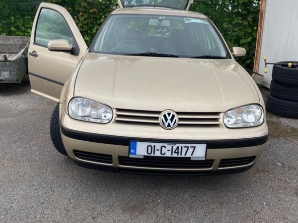 Volkswagen Golf Hatchback, Diesel, 2001, Gold