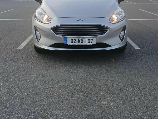 Ford Fiesta Hatchback, Petrol, 2018, Grey
