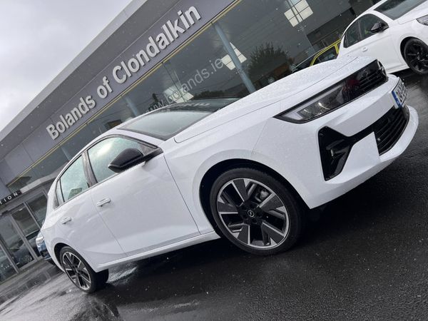 Opel Astra Hatchback, Electric, 2024, White