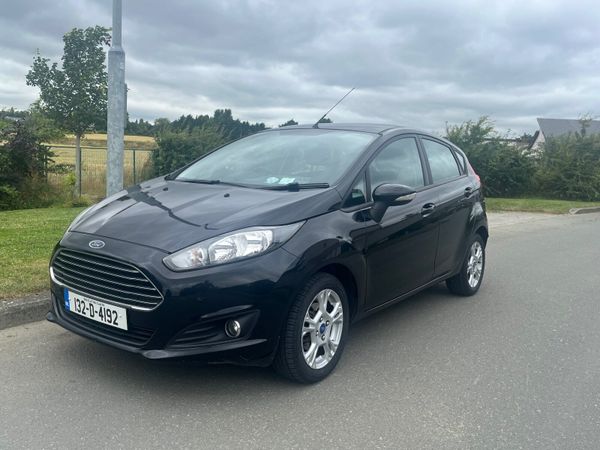 Ford Fiesta Hatchback, Petrol, 2013, Black