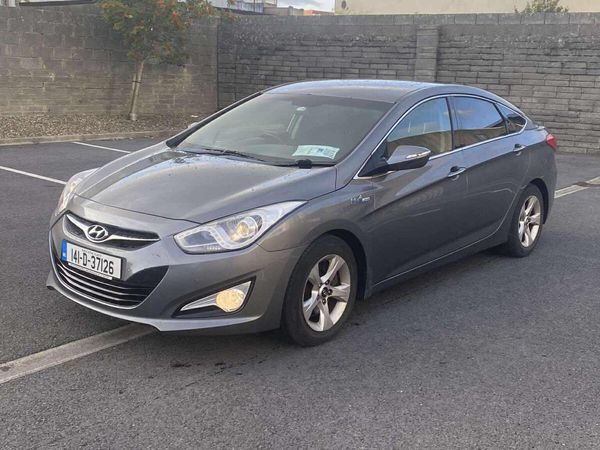Hyundai i40 Saloon, Diesel, 2014, Silver