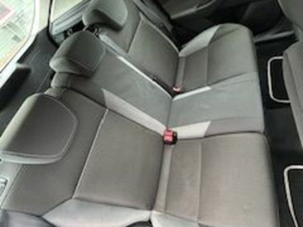 Ford Focus Hatchback, Diesel, 2012, Black