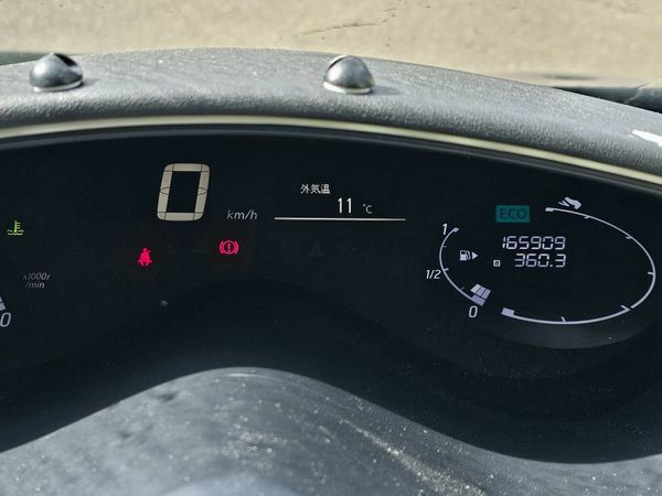 Nissan Serena MPV, Petrol Hybrid, 2014, Black