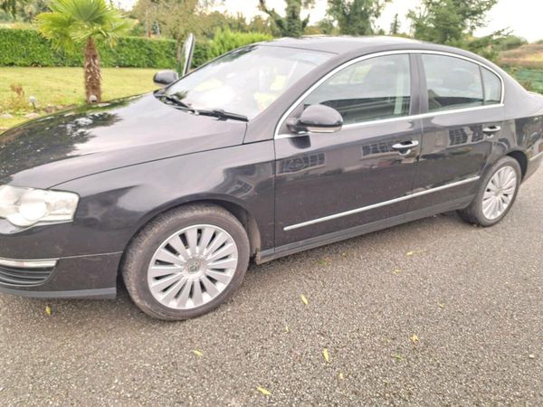 Volkswagen Passat Saloon, Diesel, 2009, Black