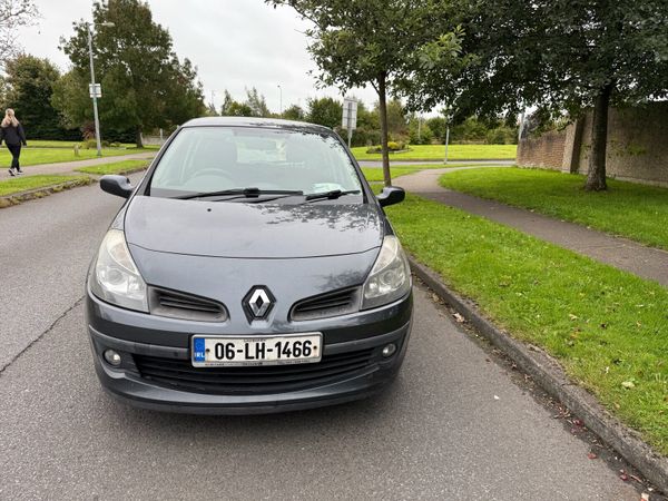 Renault Clio Hatchback, Petrol, 2006, Grey
