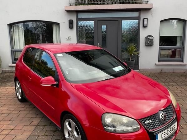 Volkswagen Golf Hatchback, Petrol, 2008, Red